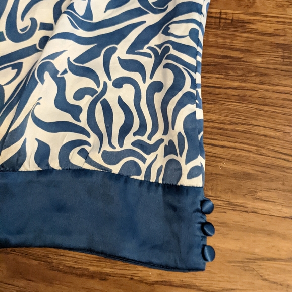 Ann Taylor Silk Halter Style Top Women's Size 0P - Picture 7 of 9